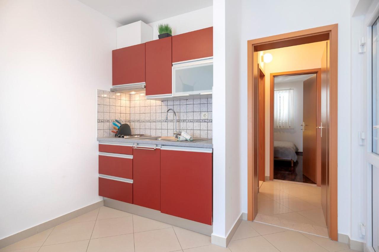 Hektorovic Poolside Apartments Bol Exterior photo
