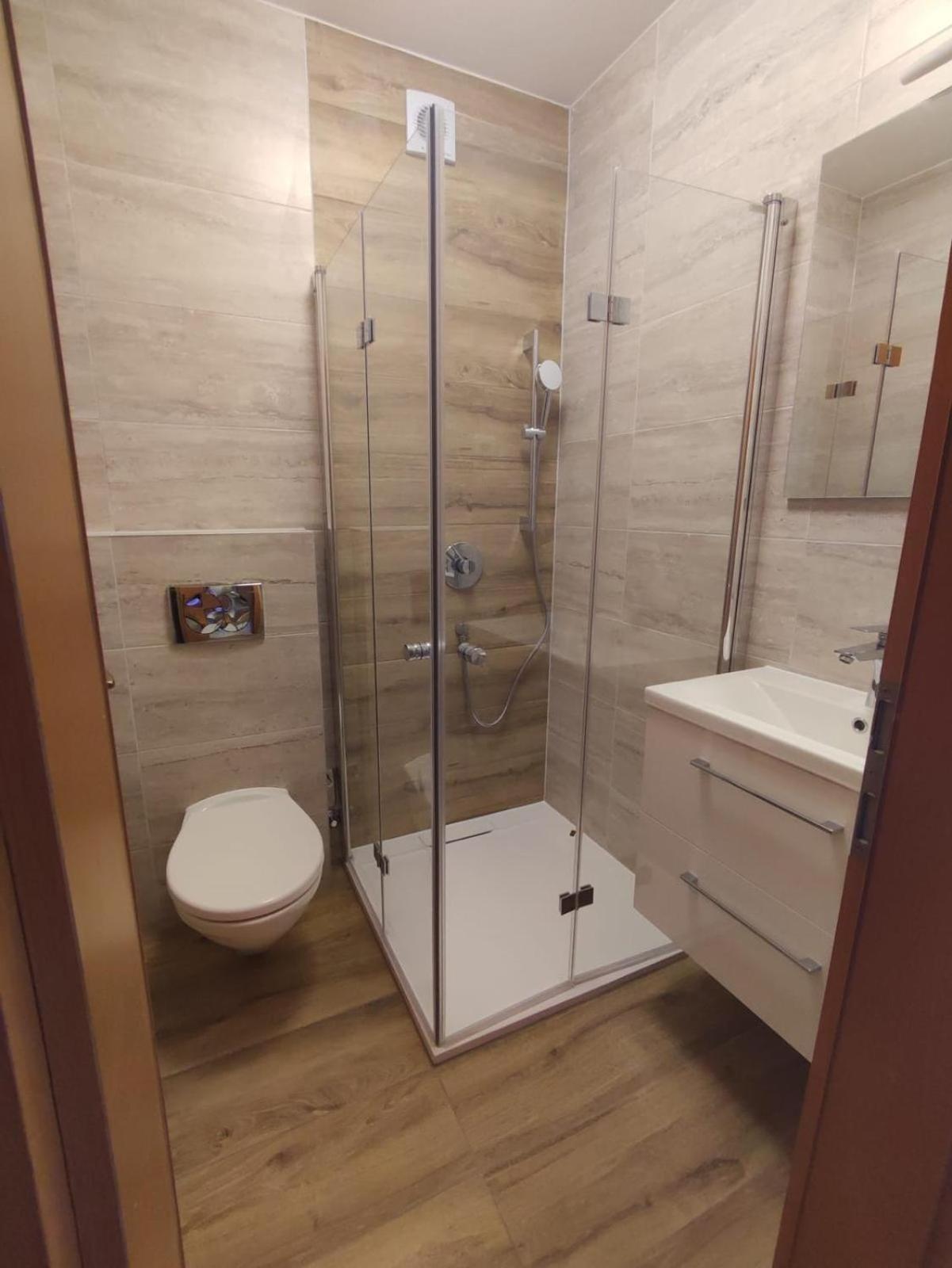 Hektorovic Poolside Apartments Bol Room photo